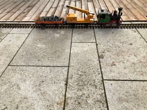 Scheuermann-Naturstein-Showroom-Platten-12
